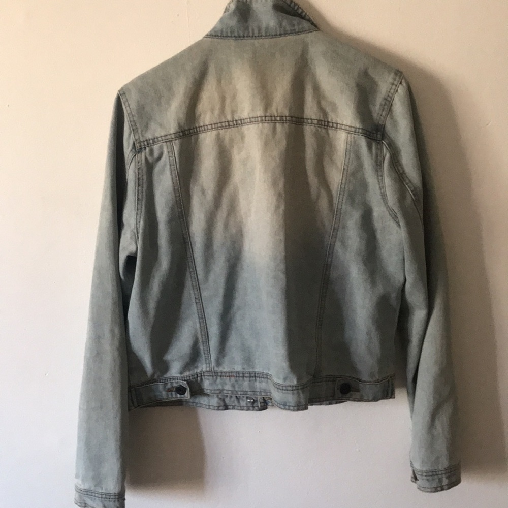 Jean jacket - Picture 2 of 4